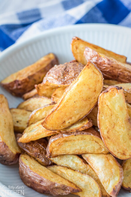 Fried-Red-Potato-Wedges-from-ThisSillyGirlsKitchen.com_.jpg